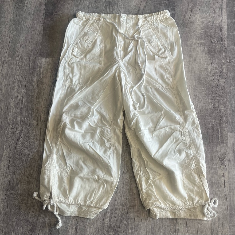 Free people Cargo/ Capri Pants - Picture 2 of 6